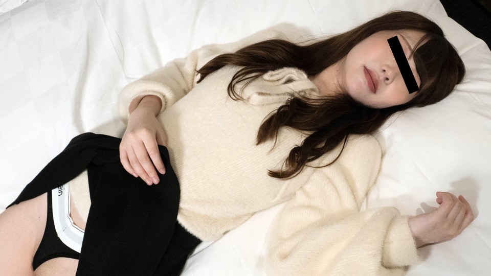 10musume 081025_01 Immediate Three-some Surprise For The Girl! Two Consecutive Creampies!